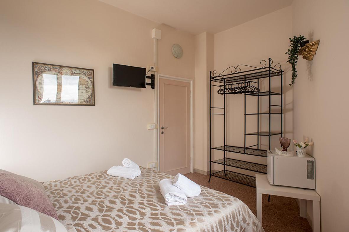 I Tulipani Hotel Firenze Bagian luar foto
